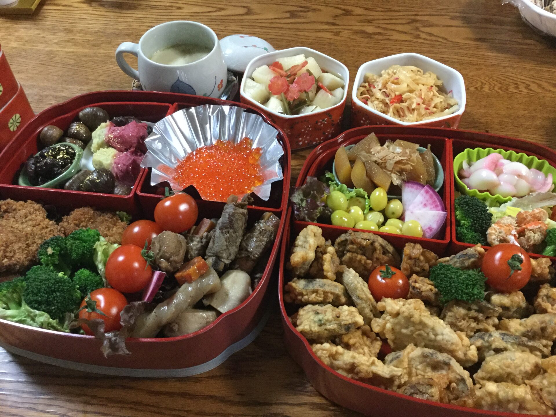 自然と暮らす12か月 ― おせち料理